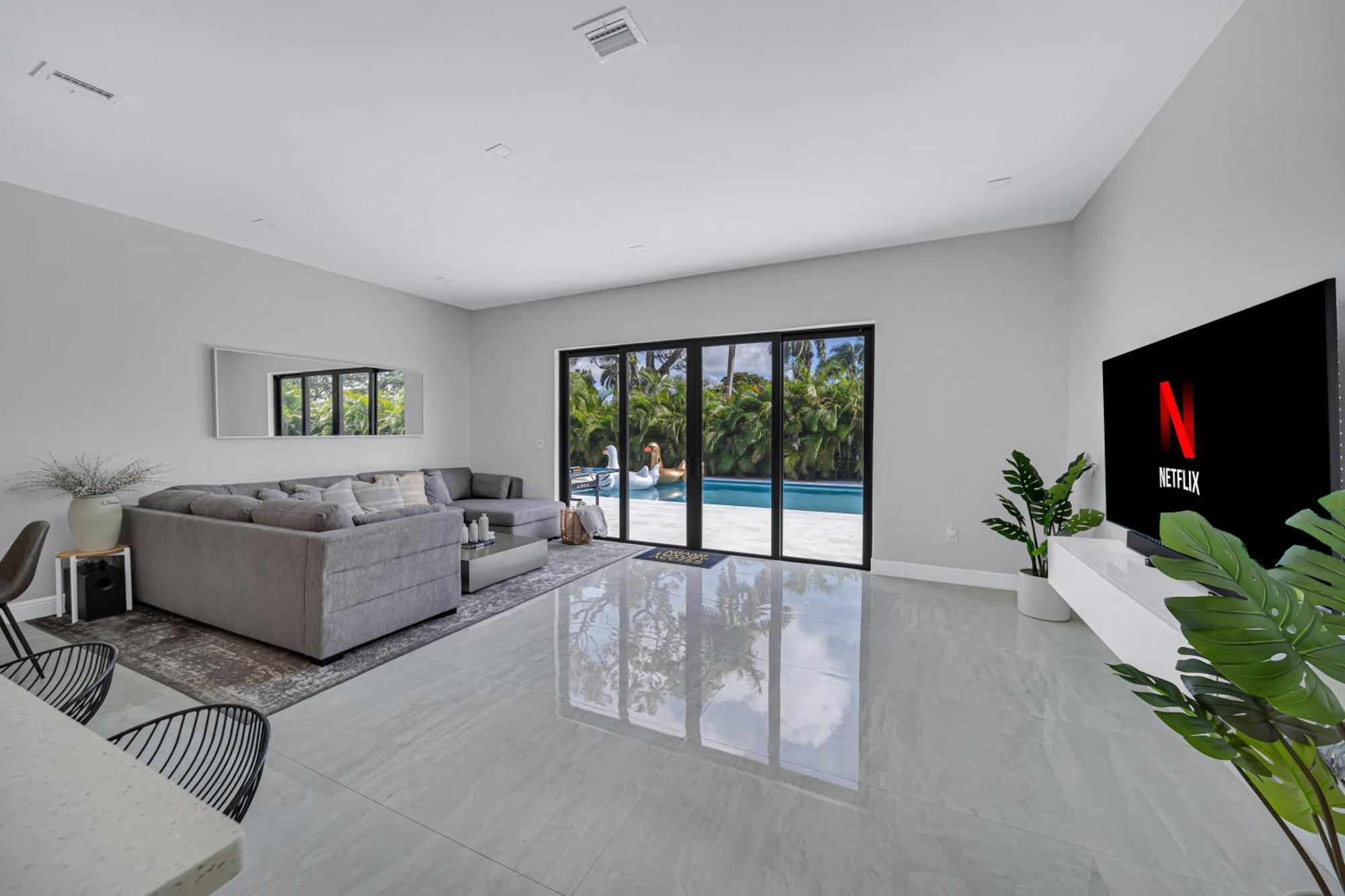 Luxury Villa Amara W/Heated Pool/Sauna/Gym/Bbq ไมอามี ภายนอก รูปภาพ